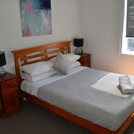 Sandy Bottoms Guesthouse Manly Bagian luar foto