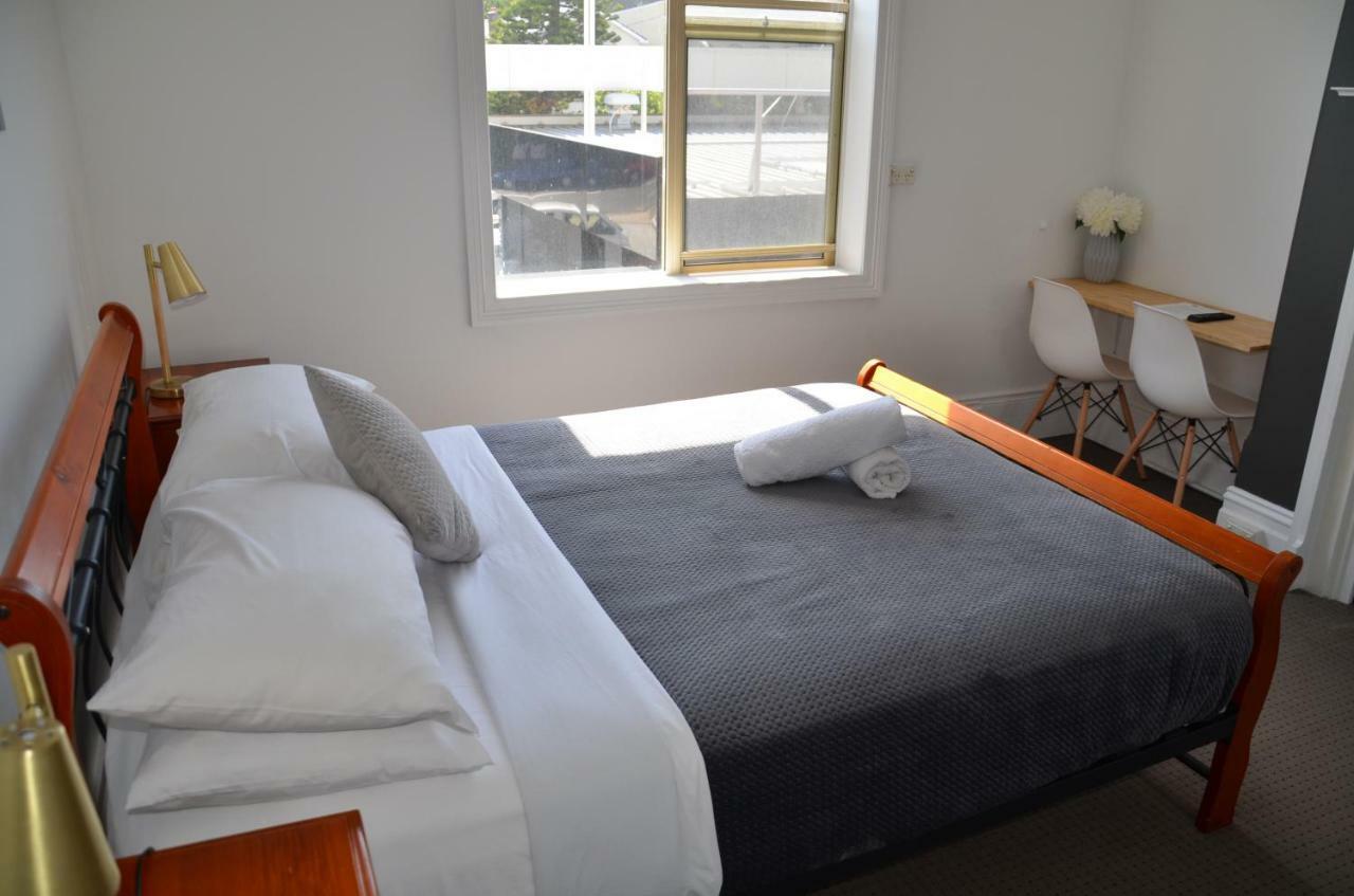 Sandy Bottoms Guesthouse Manly Bagian luar foto